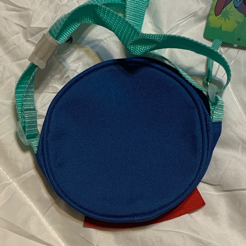 Bioworld stitch snow globe crossbody bag (NWT) - Picture 2 of 8